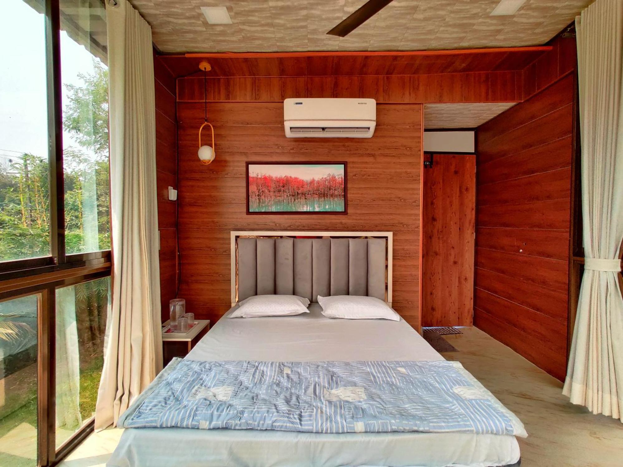Crystal Springs Villa - A Picture-Perfect Retreat W Pool, Hammock, Gazebo Karjat Exterior foto